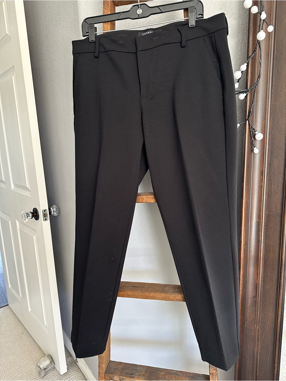 Liverpool Los Angeles black cigarette pants, size 12